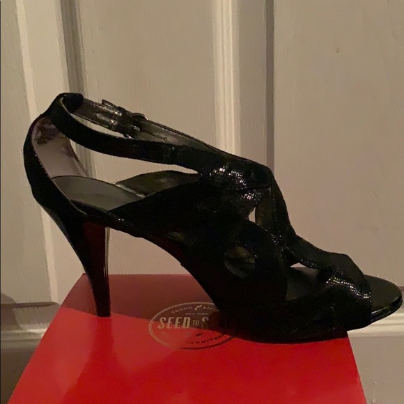 Black Sandals - Picture 4 of 4